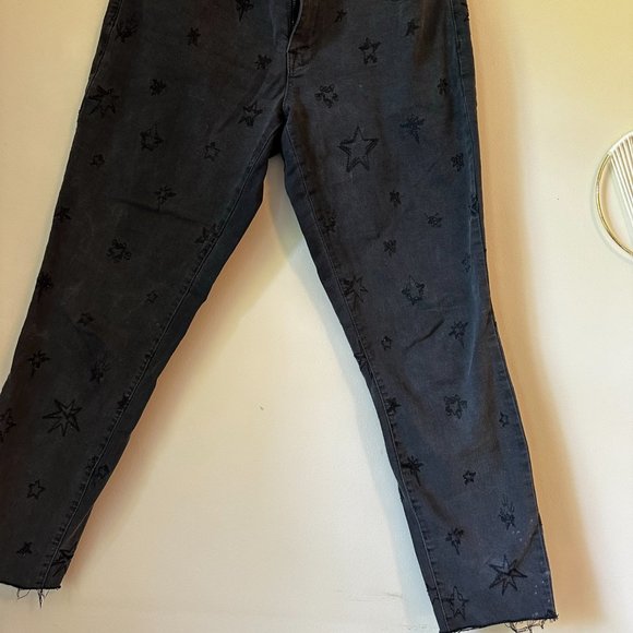 Star Patch Black Gray Jeans - Picture 4 of 8